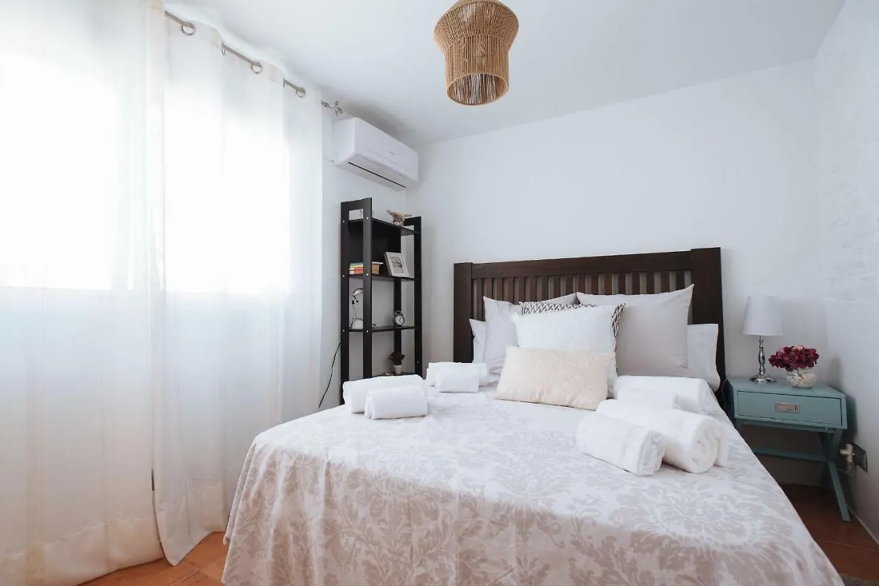 Cozy Attic With Terrace- 1Bd 1Bth- San Vicente Lejlighed Sevilla 0*,  Spanien
