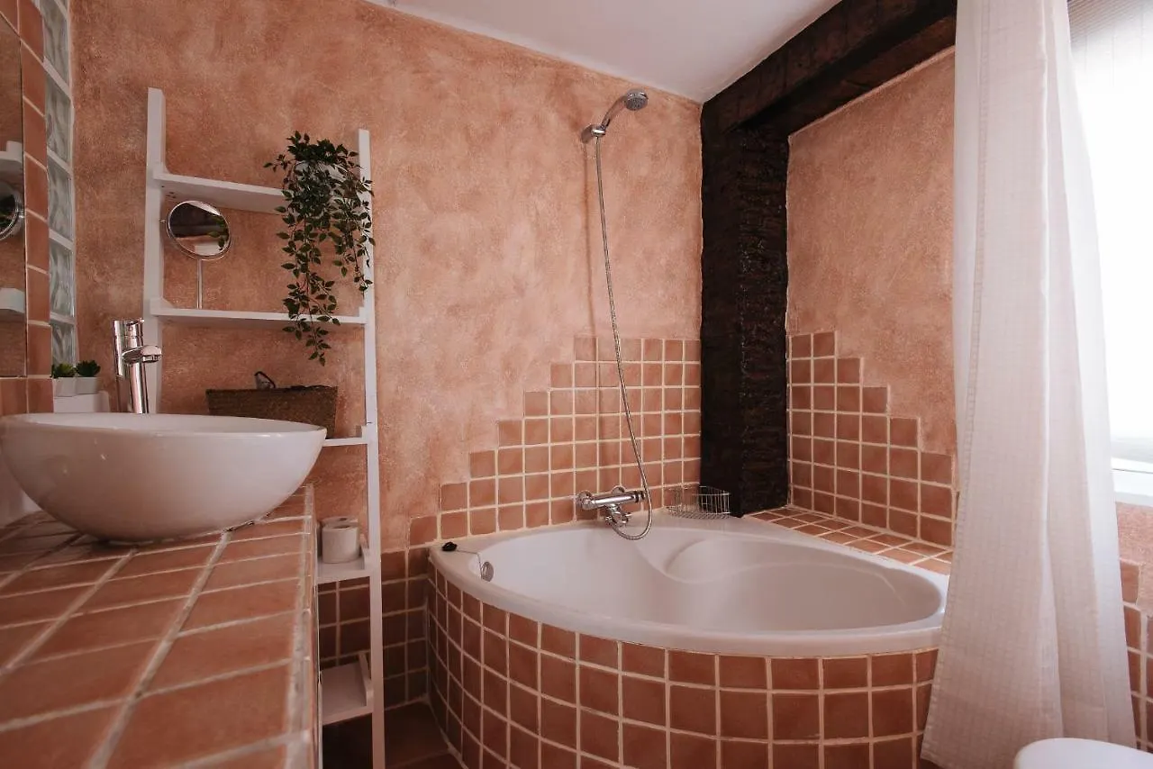 Cozy Attic With Terrace- 1Bd 1Bth- San Vicente Apartment Seville 0*,