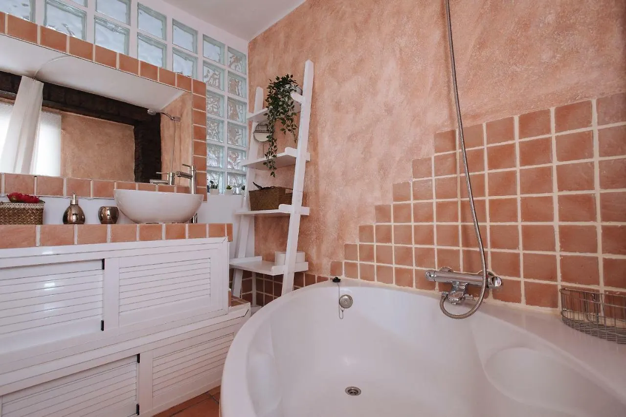 Cozy Attic With Terrace- 1Bd 1Bth- San Vicente Apartment Seville Spain