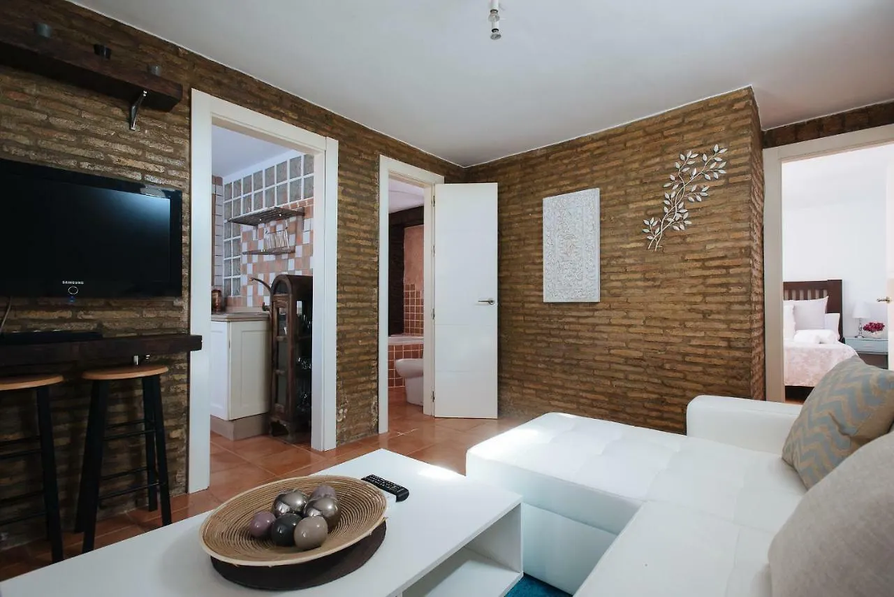 Cozy Attic With Terrace- 1Bd 1Bth- San Vicente Apartment Seville